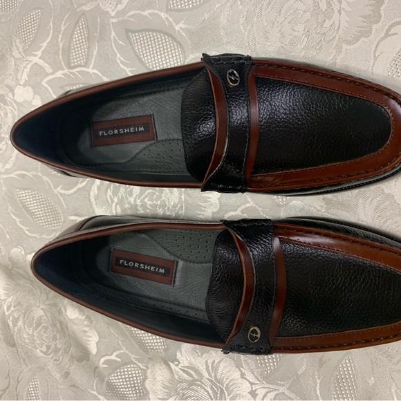 Men’s Florsheim loafers, new in box, never worn - Picture 2 of 6